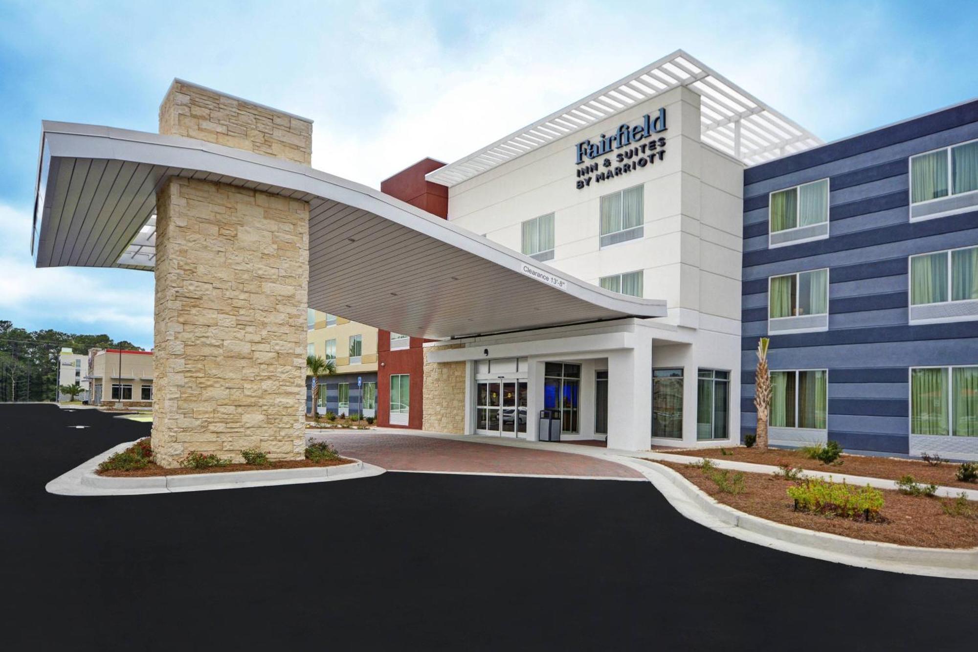 Fairfield Inn & Suites By Marriott Savannah Sw/Richmond Hill Extérieur photo