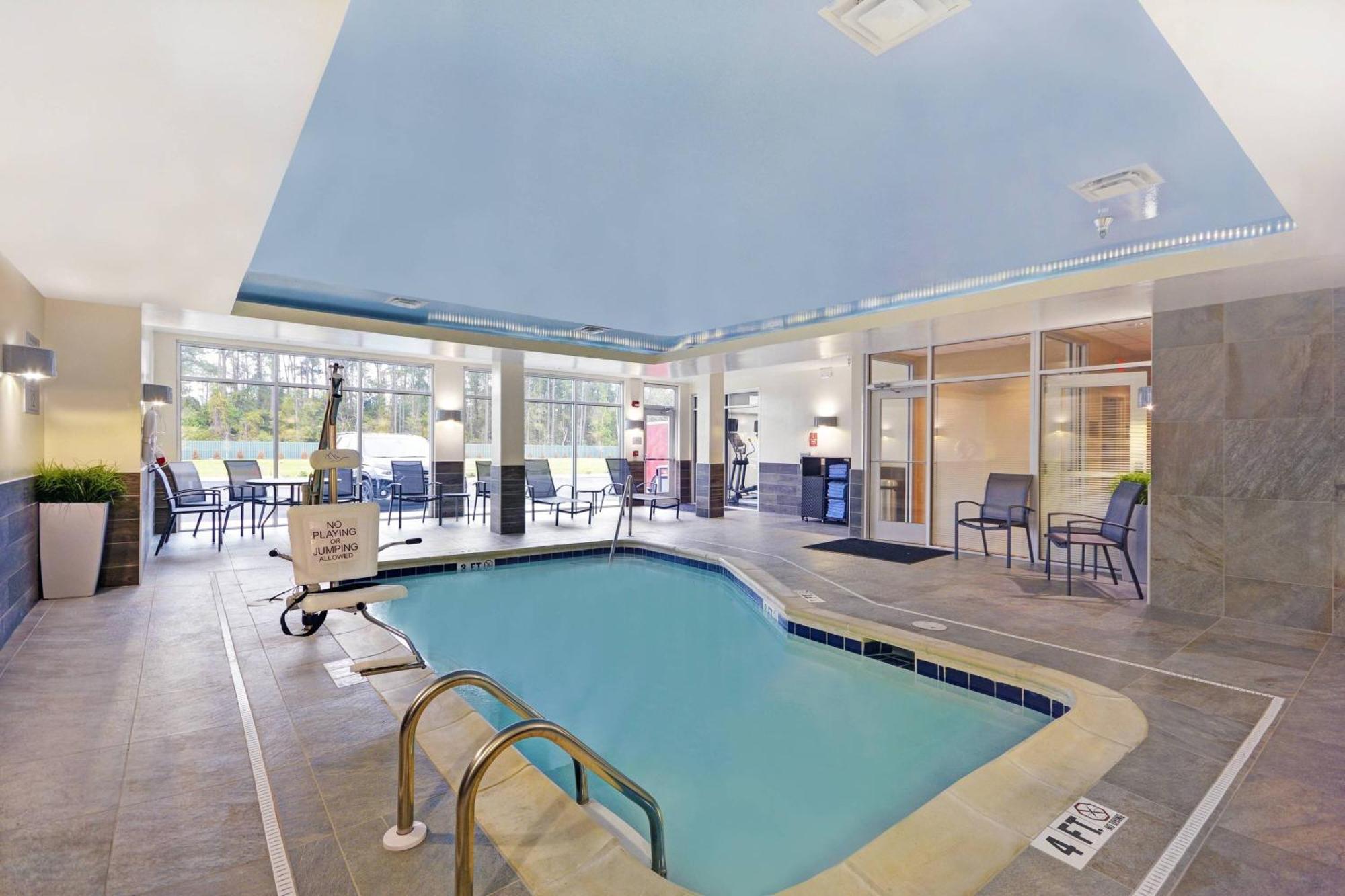 Fairfield Inn & Suites By Marriott Savannah Sw/Richmond Hill Extérieur photo